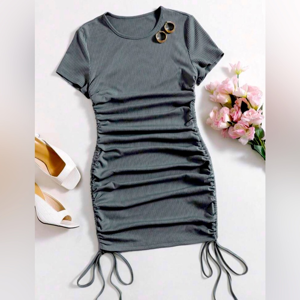 Bodycon grey side scrunch t-shirt dress